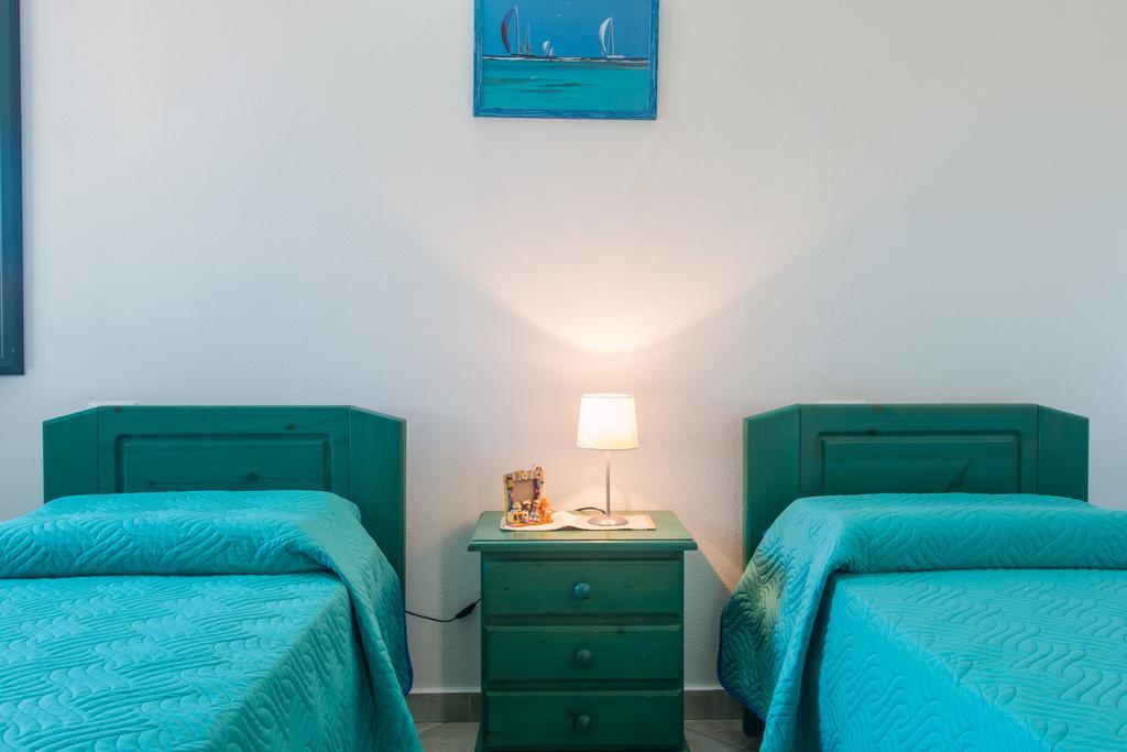 Residenza Maria Antonia - Private Apartment Orosei Ngoại thất bức ảnh
