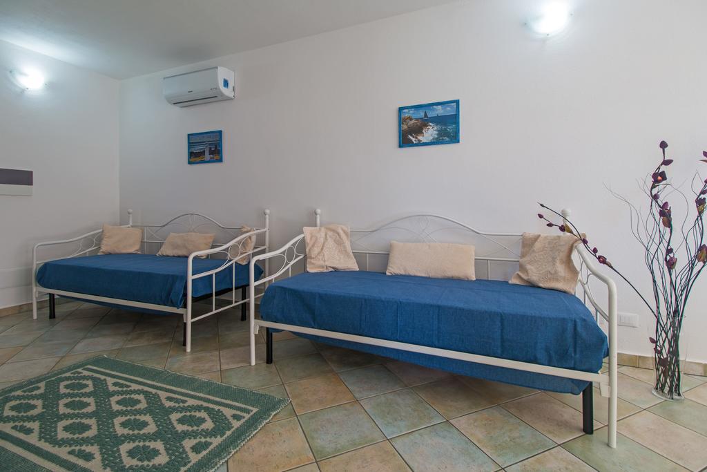 Residenza Maria Antonia - Private Apartment Orosei Ngoại thất bức ảnh
